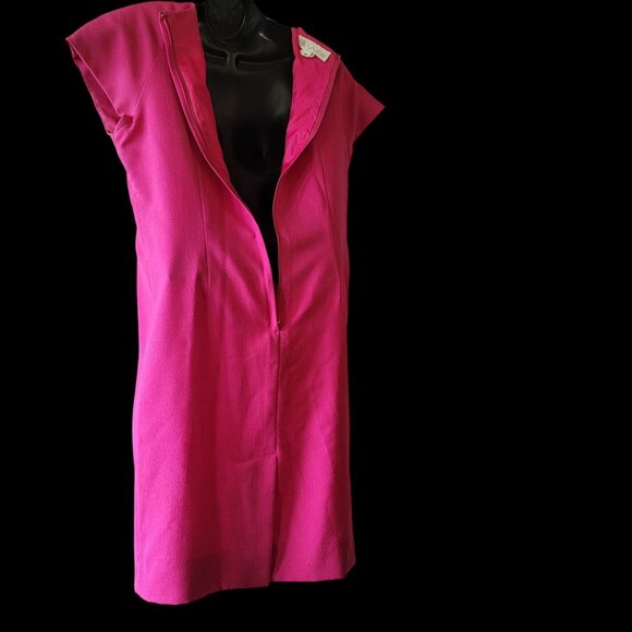 Vintage 90s  Fuchsia Shift Dress With Cap Sleeves & Back Zipper Closure - Picture 7 of 14
